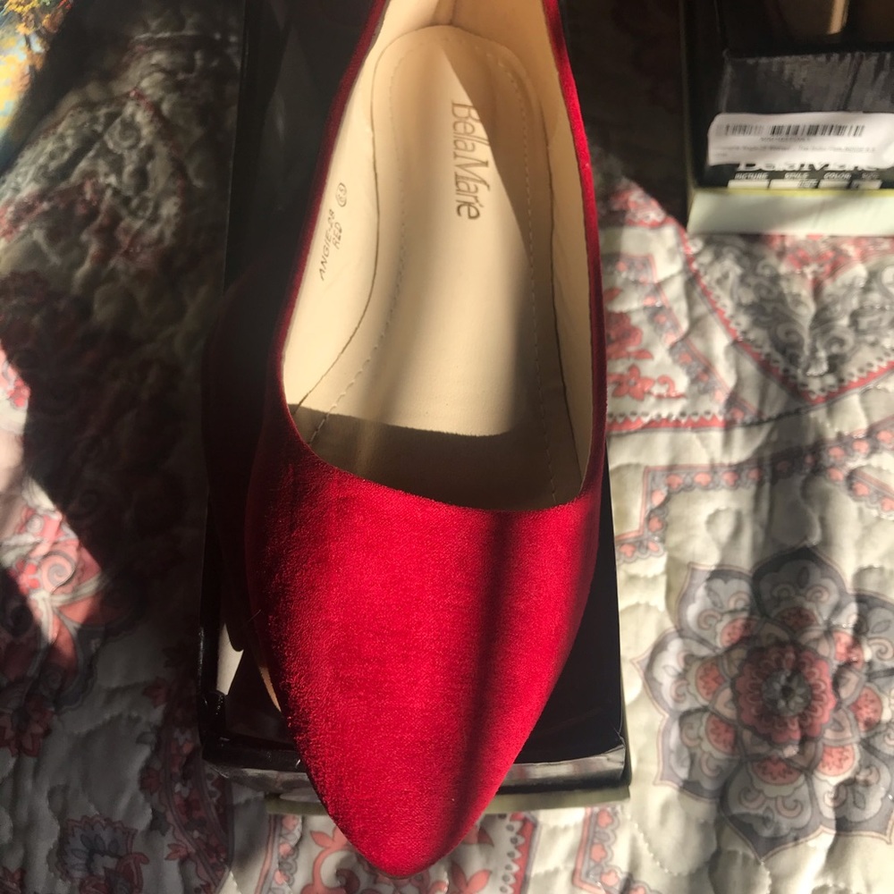 Women’s ballet flats